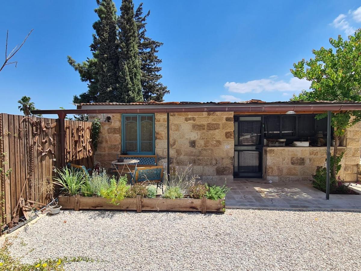 צימר חצר שמואלי - יחידת אירוח זוגית במושב אילניה Exterior photo
